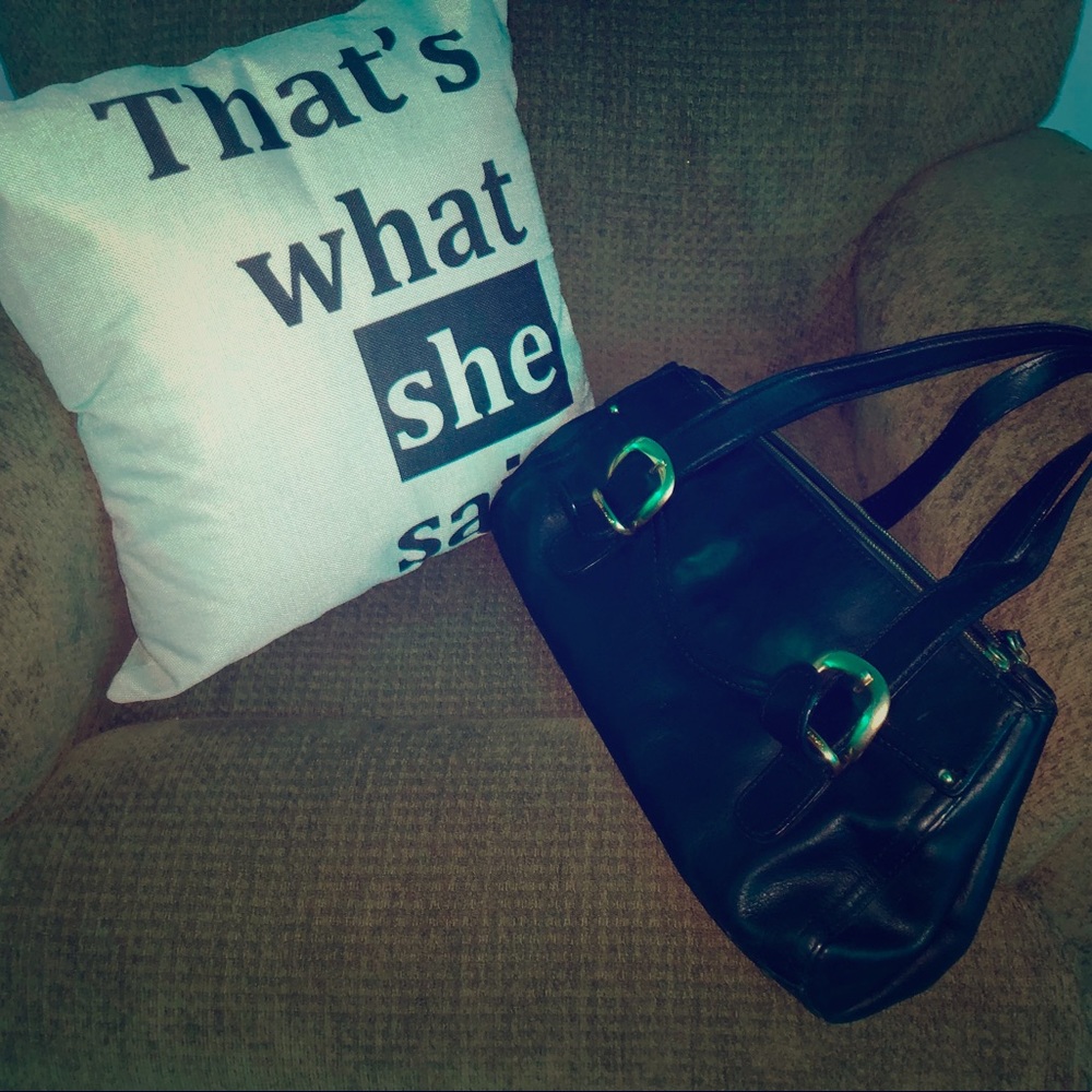 michael kors black handbag 👜